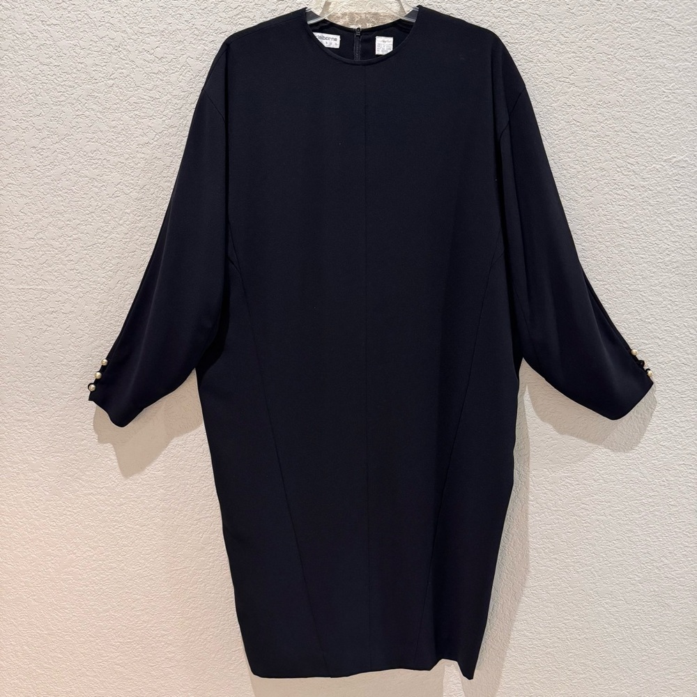 Liz Claiborne Women’s Size 10 Simple Black Dress 3/4 Sleeves Gold Buttons